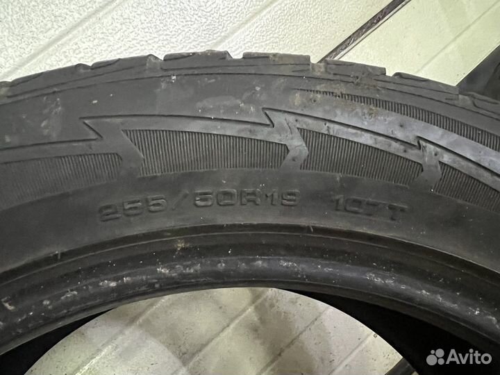 Goodyear UltraGrip Ice 255/50 R19 107