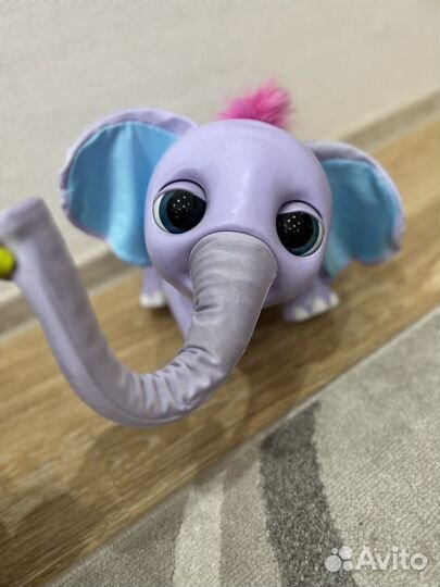 Интерактивный слоненок Джуно