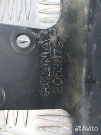 Кронштейн интеркулера верхний Scania 2053879