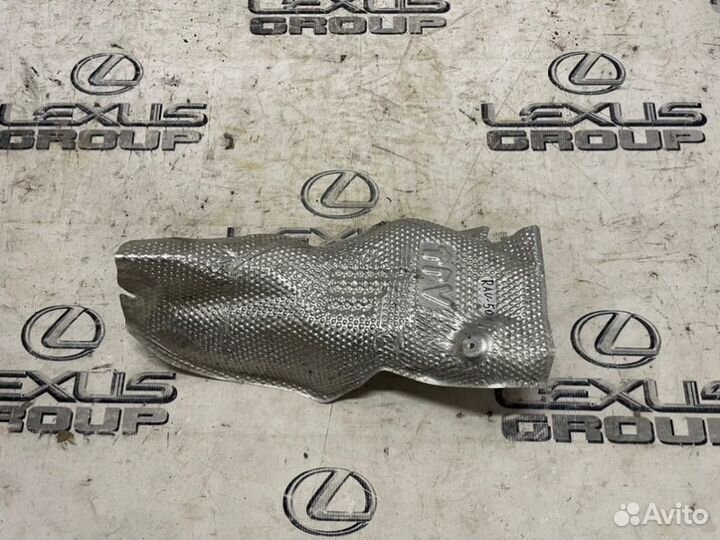 Тепловая защита глушителя Toyota RAV4