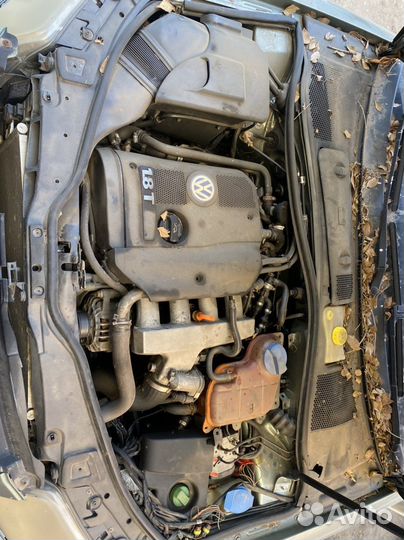 В полном разборе Volkswagen Passat 2003г 1.8T