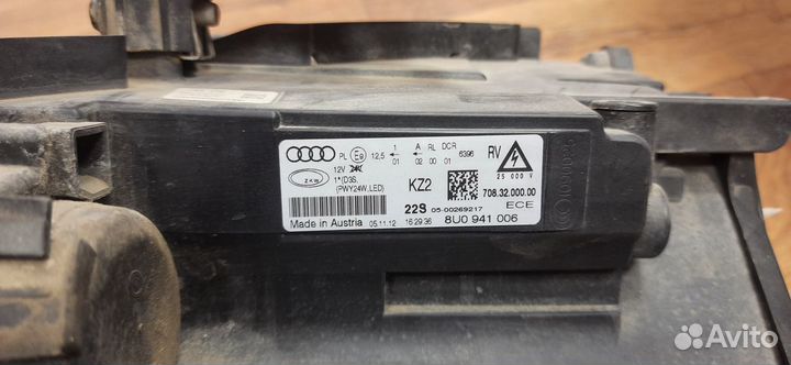 Фара правая ксенон audi Q3 8U0941006 Ауди ку3