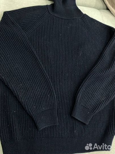 Свитер женский