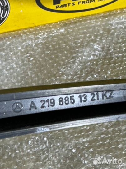 Кронштейн заднего бампера левый Mercedes w219