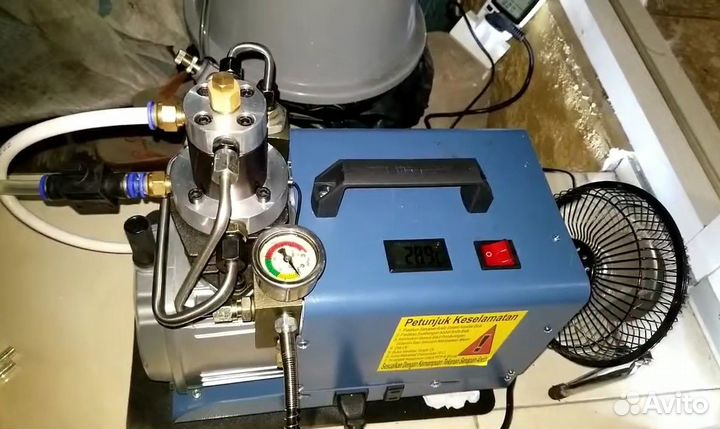 Насос Компрессор высокого давления 300 бар вд Howe