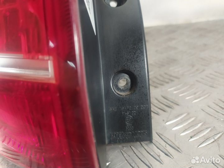 Фонарь задний внешний левый L Kia Sportage