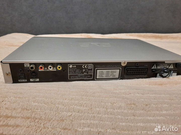 DVD-плеер LG DS-375