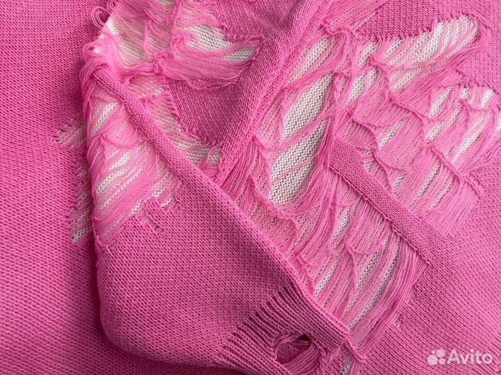 Свитер оверсайз рваный белый/розовый