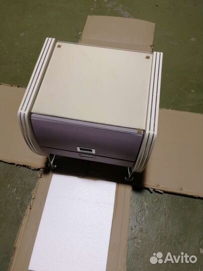 Тумба прикроватная