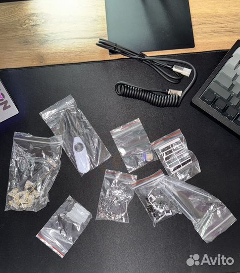 Moonsgeek m1w механическая беспроводная клавиатура