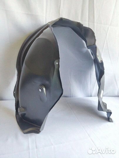 Подкрылок передний левый Renault Duster