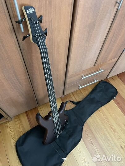 Бас гитара ibanez GIO gsr200b- WNE