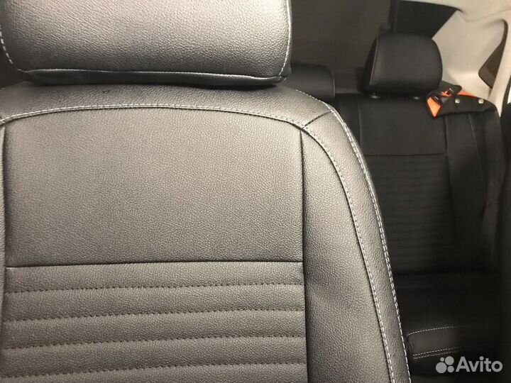 Чехлы на Volkswagen Polo 5