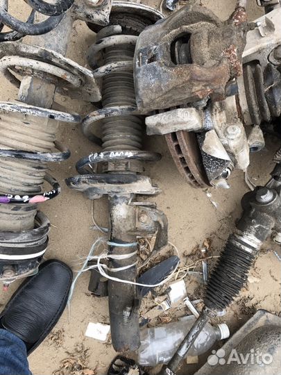 Суппорт передний Рендж Ровер Эвок