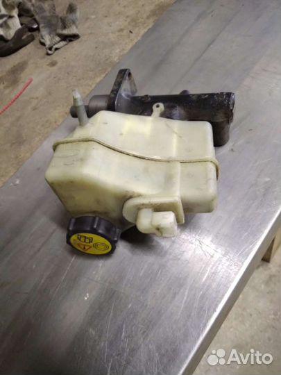 Главный тормозной цилиндр форд скорпио 2