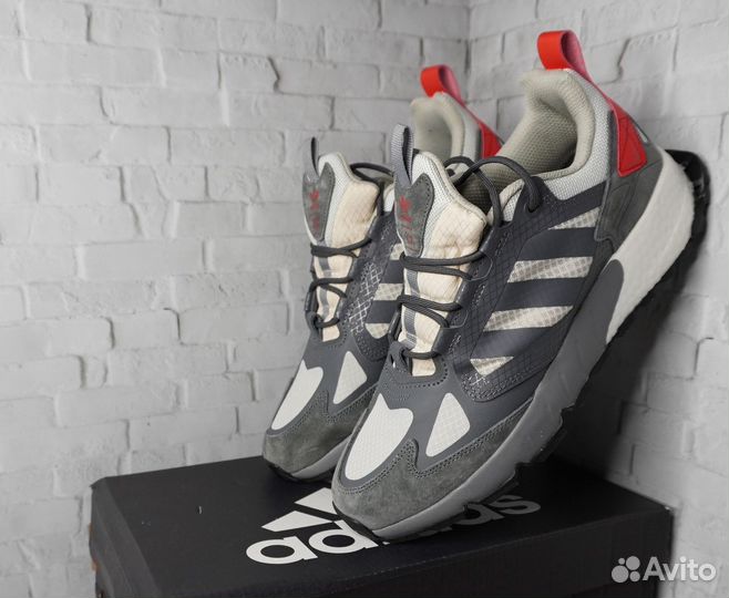 Кроссовки adidas