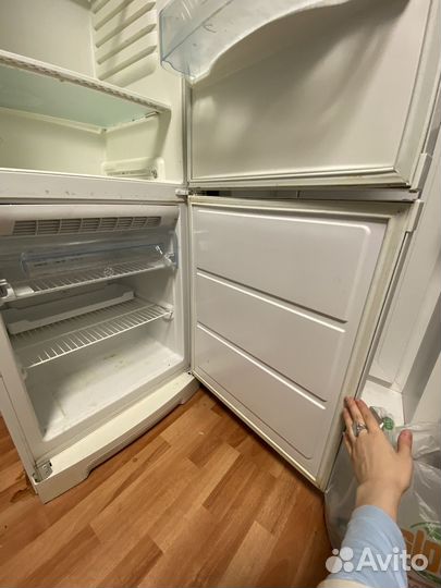 Холодильник бу