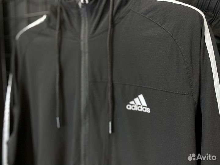 Спортивный костюм Adidas плащевка черный новый