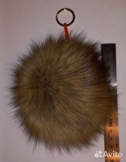 Меховые помпоны из натуральной куницы