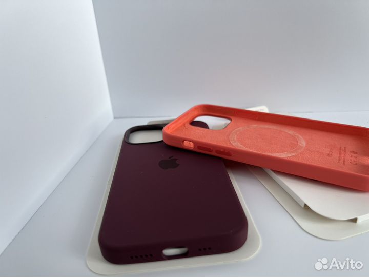 Чехол iPhone Silicone case 12/12 Pro