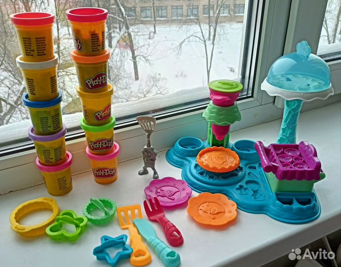 Набор Play doh Сладкая вечеринка+ пластилин