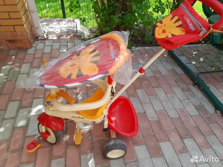 Детский трехколесный велосипед