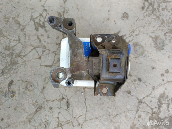 Подушка двигателя ниссан Мурано Z50