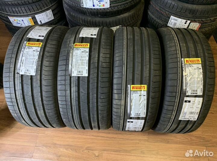 Pirelli P Zero PZ4 275/35 R22 и 315/30 R22