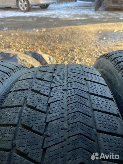 Bridgestone Blizzak VRX 185/65 R15