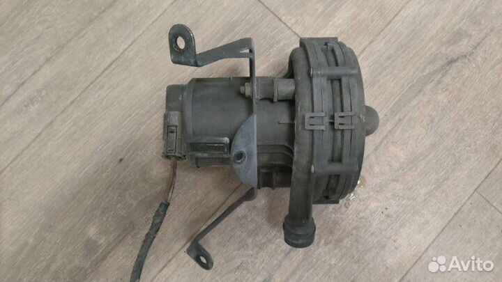 Насос воздушный Bmw X5 E53 M62 4.6IS 2002