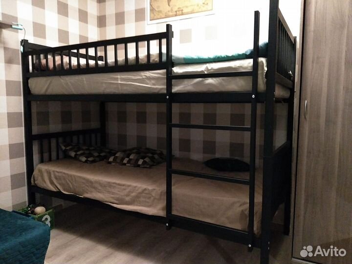 Мебель для дома и дачи и в квартиру. Кровати, стол