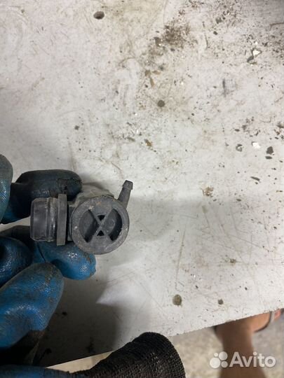 Насос стеклоомывателя accent