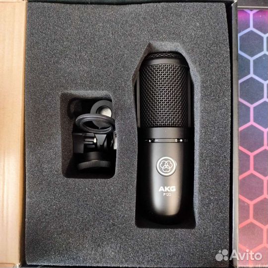Студийный микрофон AKG P120