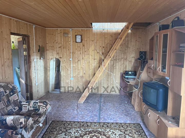 Дача 50 м² на участке 6 сот.