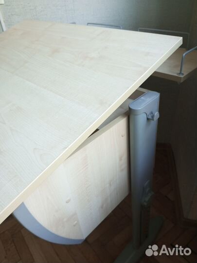 Растущие парта-трансформер и стул дэми