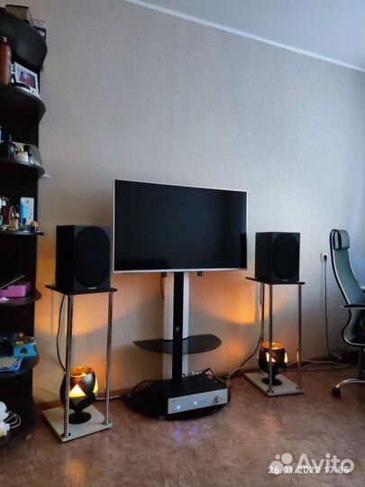 Полочные колонки Monitor Audio Bronze 100