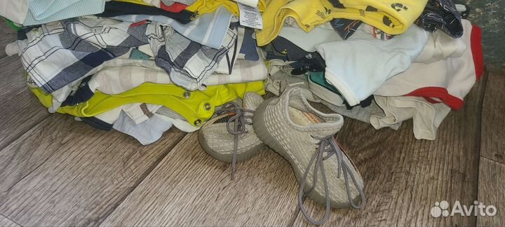 Вещи коробкой на мальчика