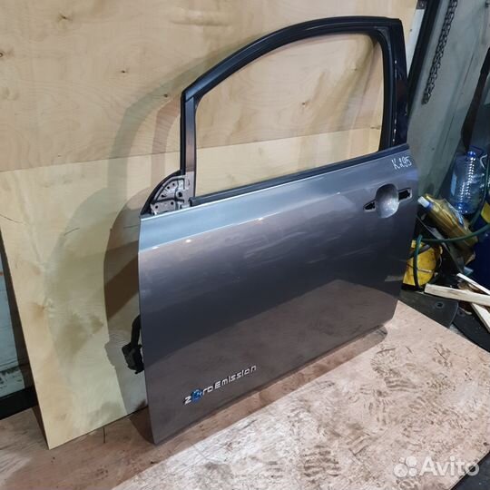 Дверь передняя левая Nissan Leaf
