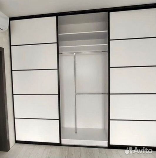 Шкаф в прихожую