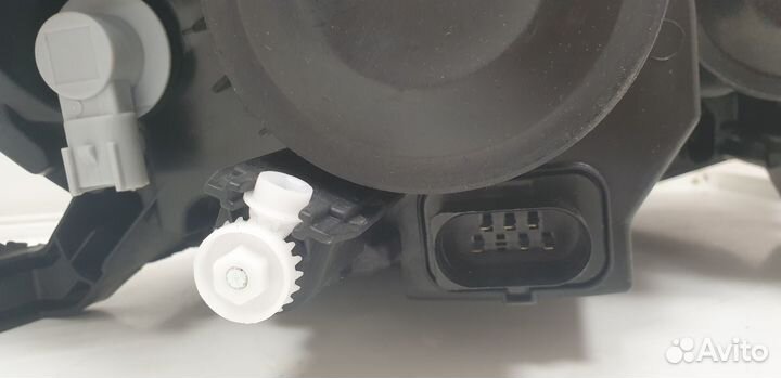 Фара левая LADA Kalina 2