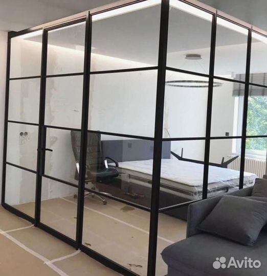 Стеклянные межкомнатные перегородки