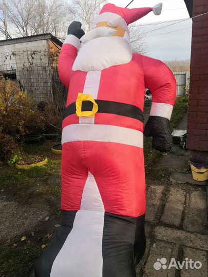 Надувной дед мороз