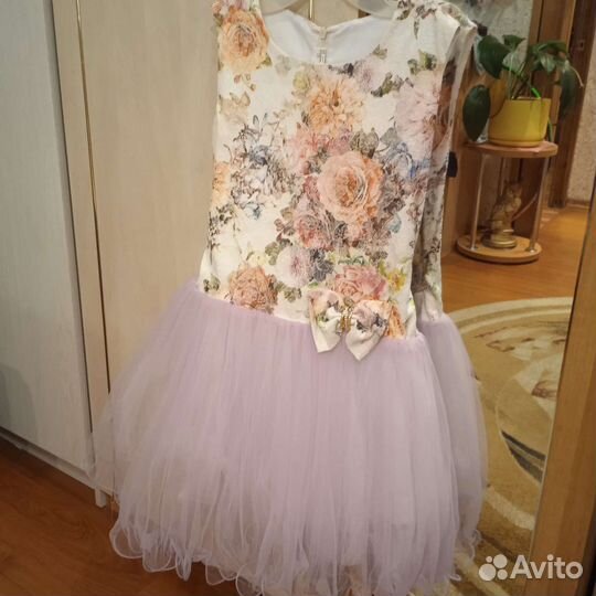 Нарядное платье