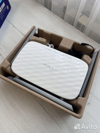 Продам Wi-Fi роутер TP-Link Archer C50