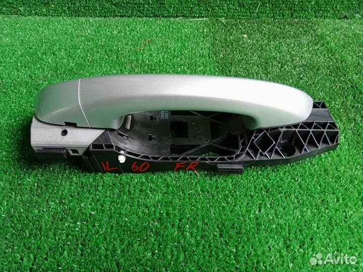 Ручка двери внешняя передняя правая Volkswagen