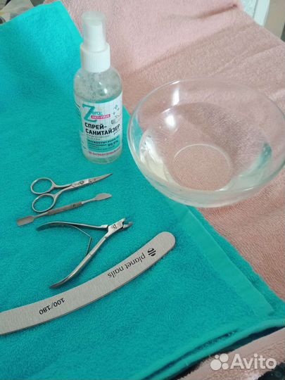 Маникюр и спа процедура, удаление кутикулы