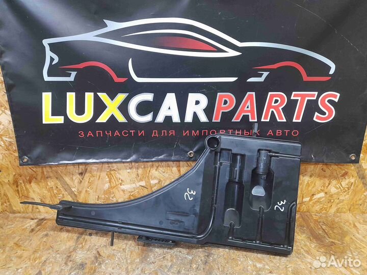 Бачок омывателя Maserati Ghibli