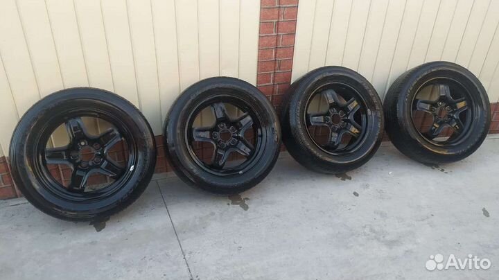 Bridgestone Dueler H/T 215/60 R17 98