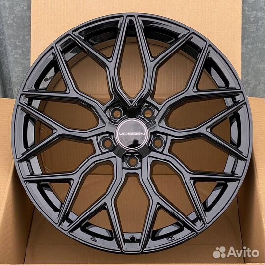 Литые Диски Vossen HF2 R18 5*114.3 Black