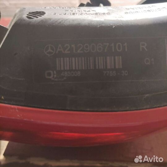 Задний фонарь Мерседес w212